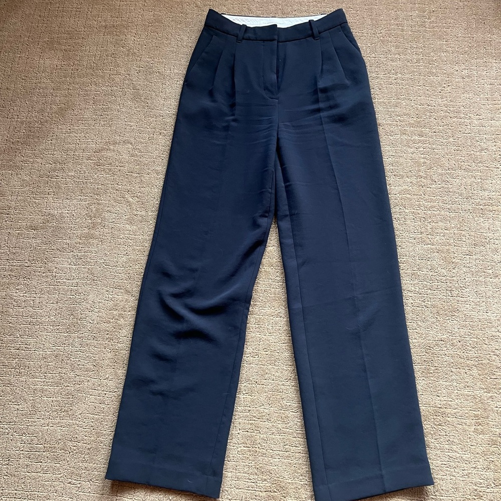 Navy Aritzia Effortless Pant